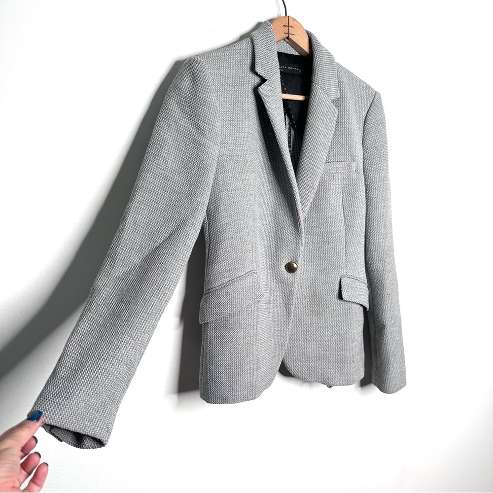 ZARA Gray Blazer Waffle Weave Structured Coat Gold Buttons Fitted Size Medium - Picture 3 of 9